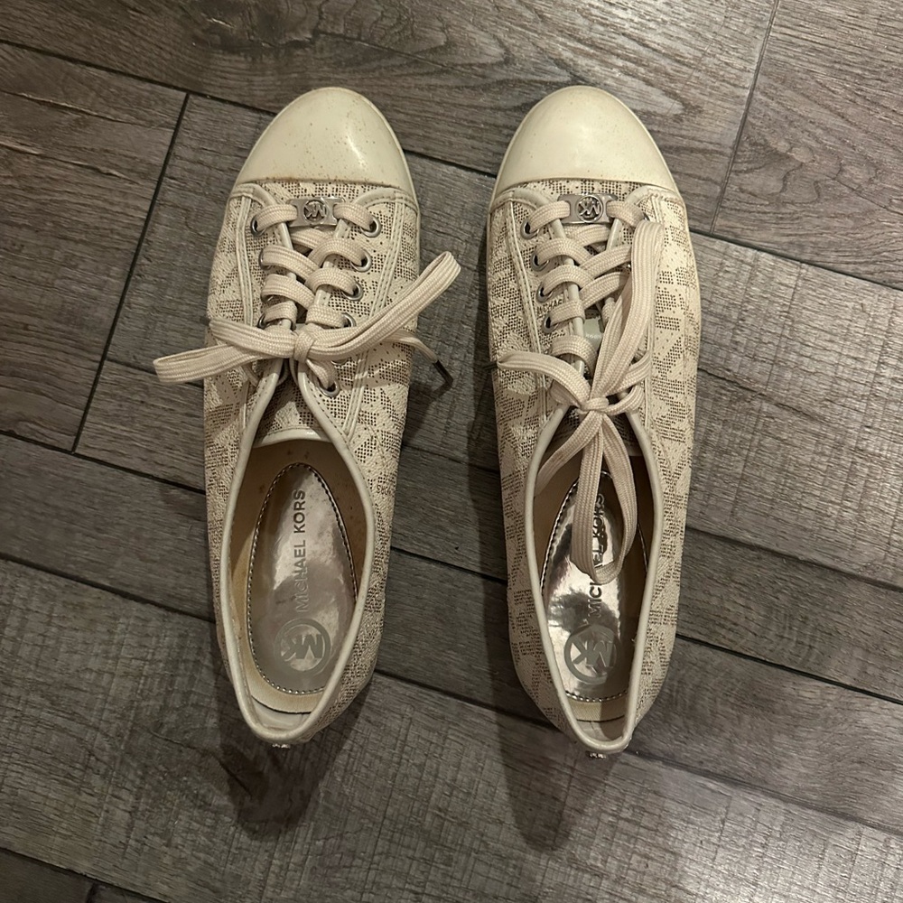 Michael Kors Women's Beige Lace-Up Sneakers